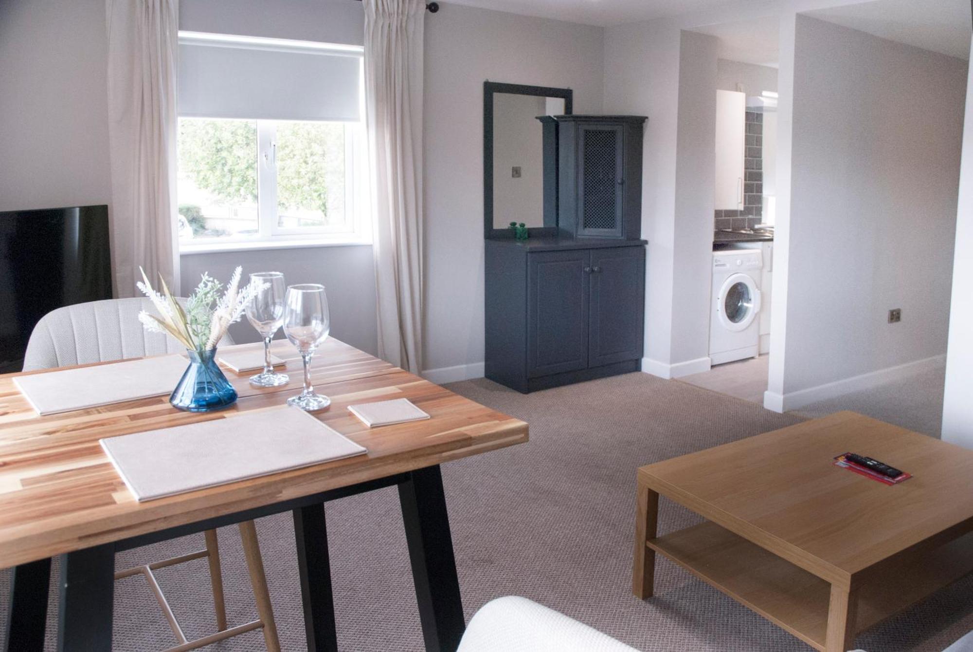 Apartment--- 1 Bed In Naas Exterior photo